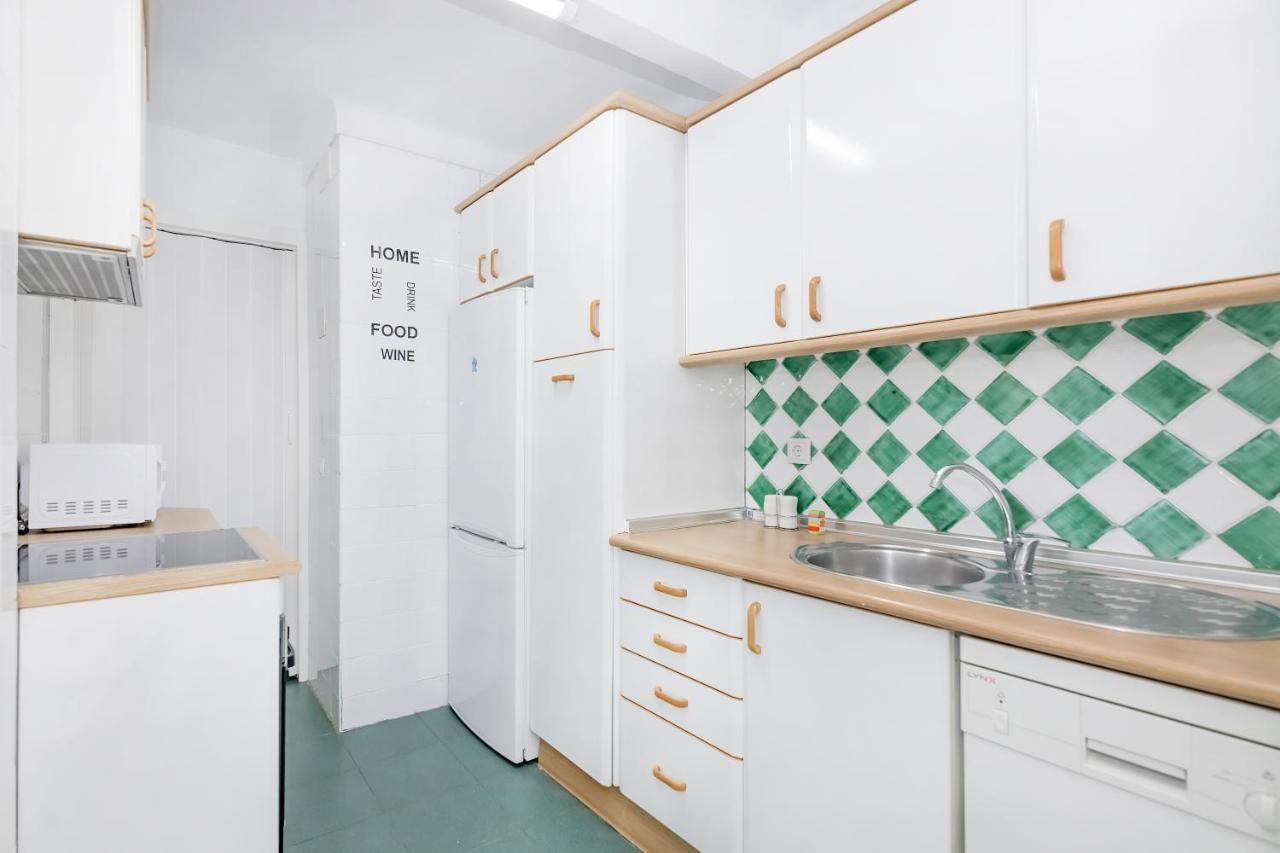 Ramirez De Madrid City Center Apartment Малага Экстерьер фото